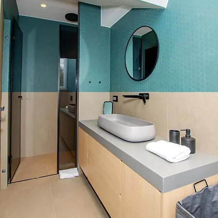 Three Pearls Deluxe By The Sea דירה *