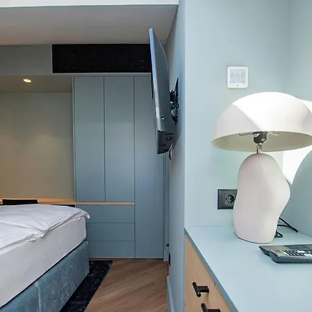 Three Pearls Deluxe By The Sea Appartement