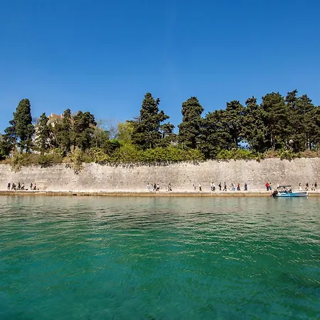 Appartement Three Pearls Deluxe By The Sea