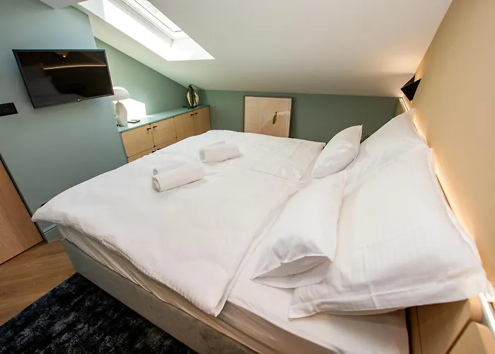 Three Pearls Deluxe By The Sea * 扎达尔