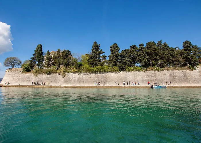 Apartman Three Pearls Deluxe By The Sea