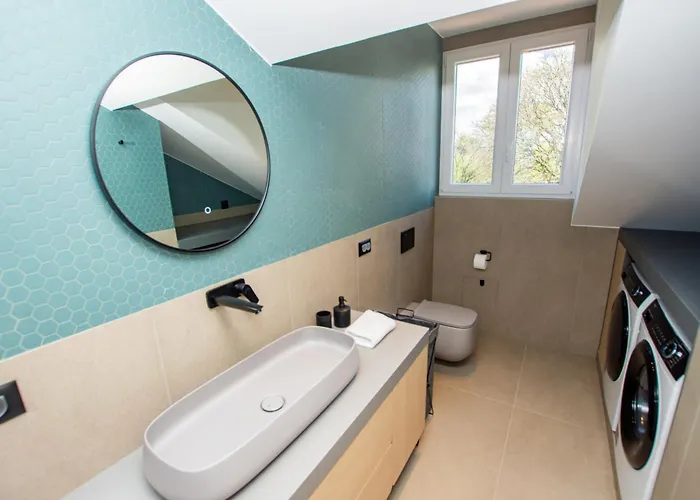 Three Pearls Deluxe By The Sea 扎达尔